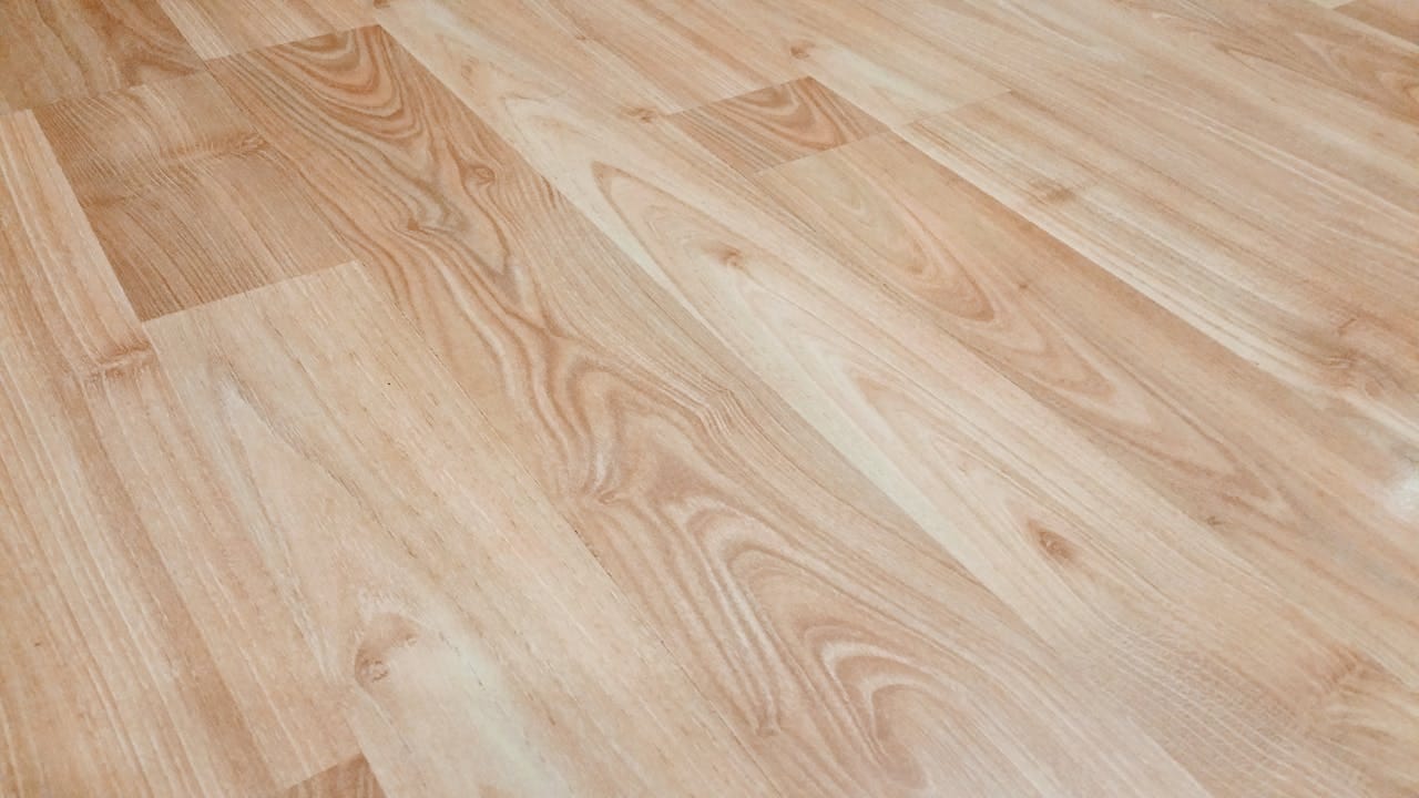 Cicha podłoga w mieszkaniu: podkład pod panele